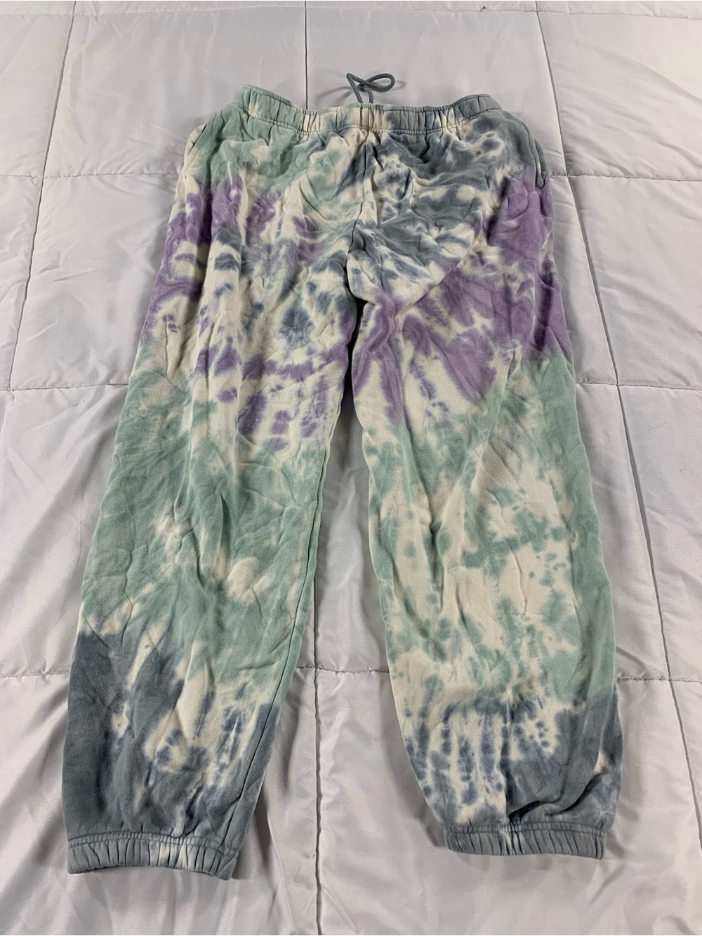 TNA Tie-Dye Sweatpants in Mint, Lavender & Gray
